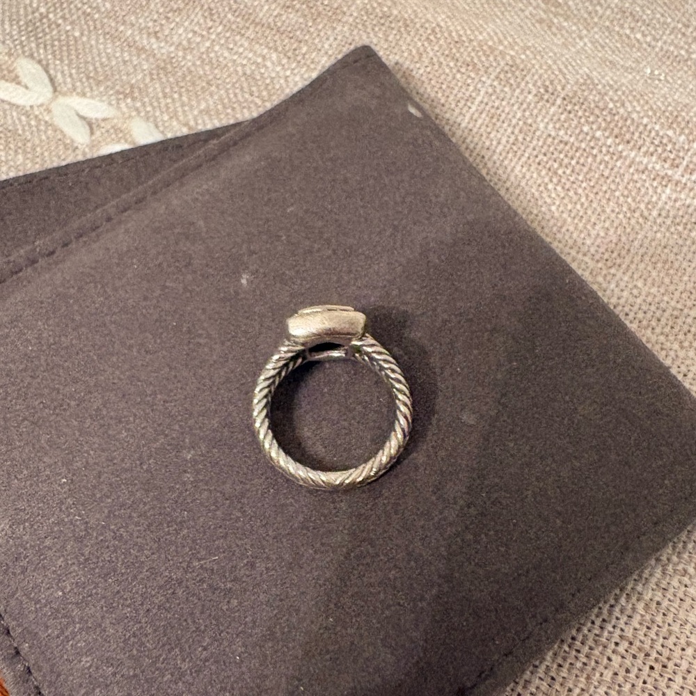 David Yurman ring:
PETITE ALBION® RING - Picture 4 of 6